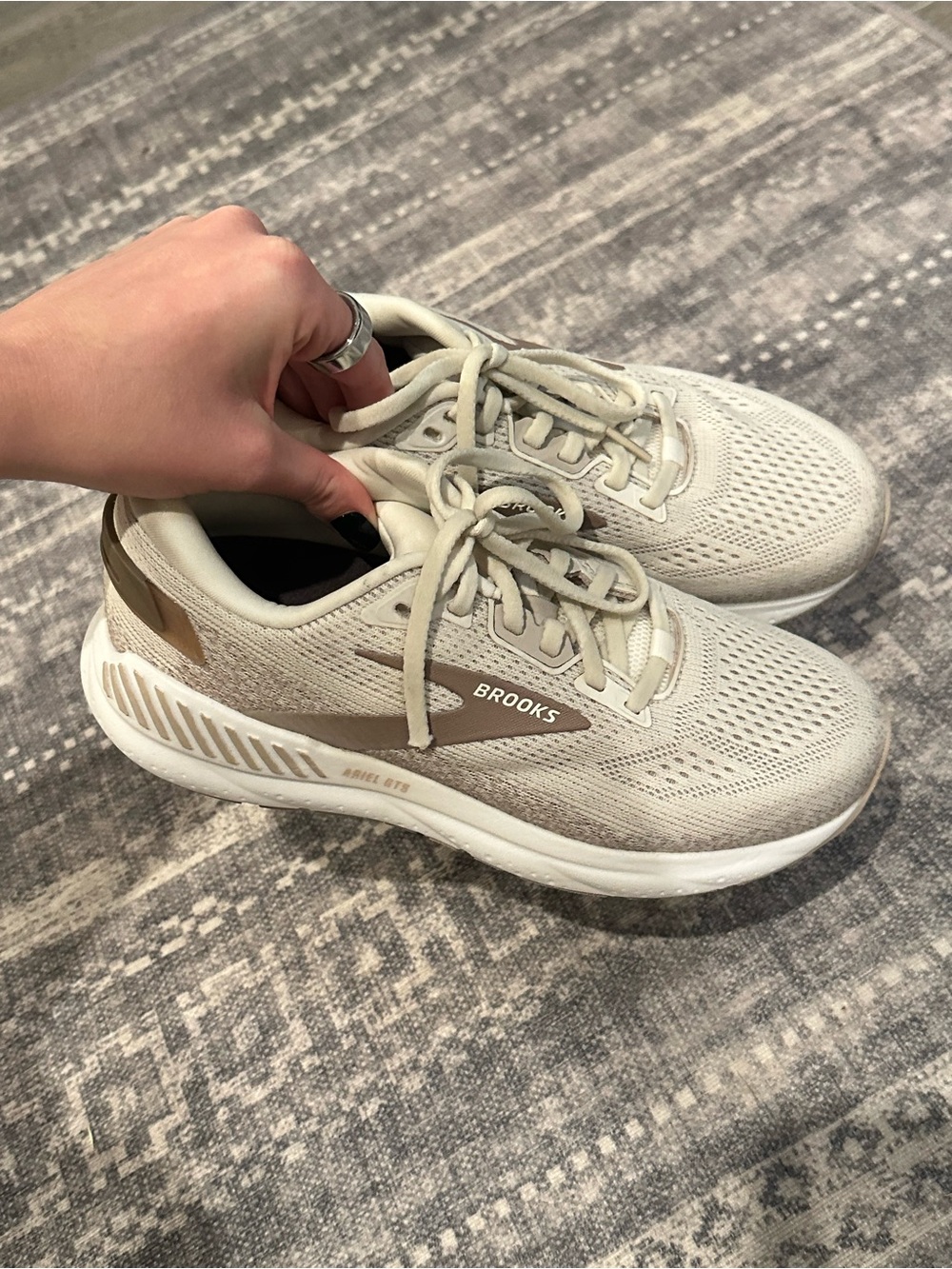 Brooks Women’s Running Shoes in Light Taupe